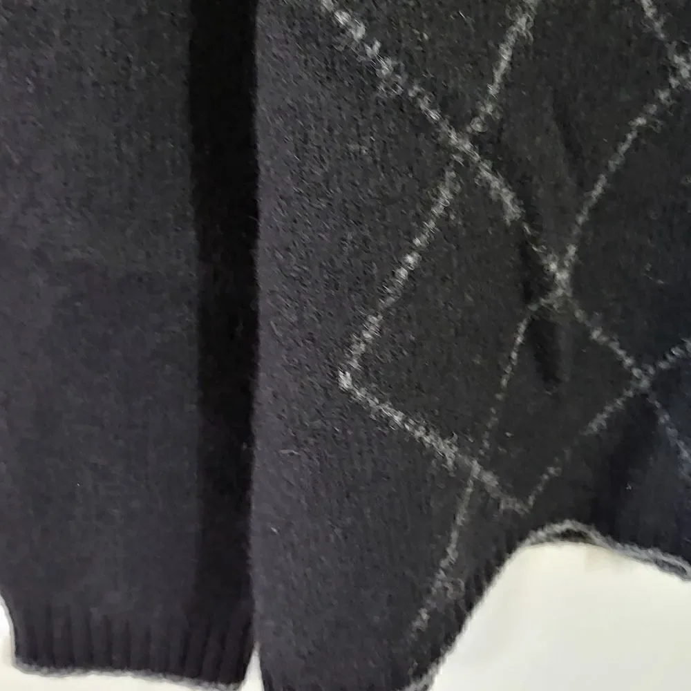 Bowen & Wright Men's 100% Wool Black Sweater